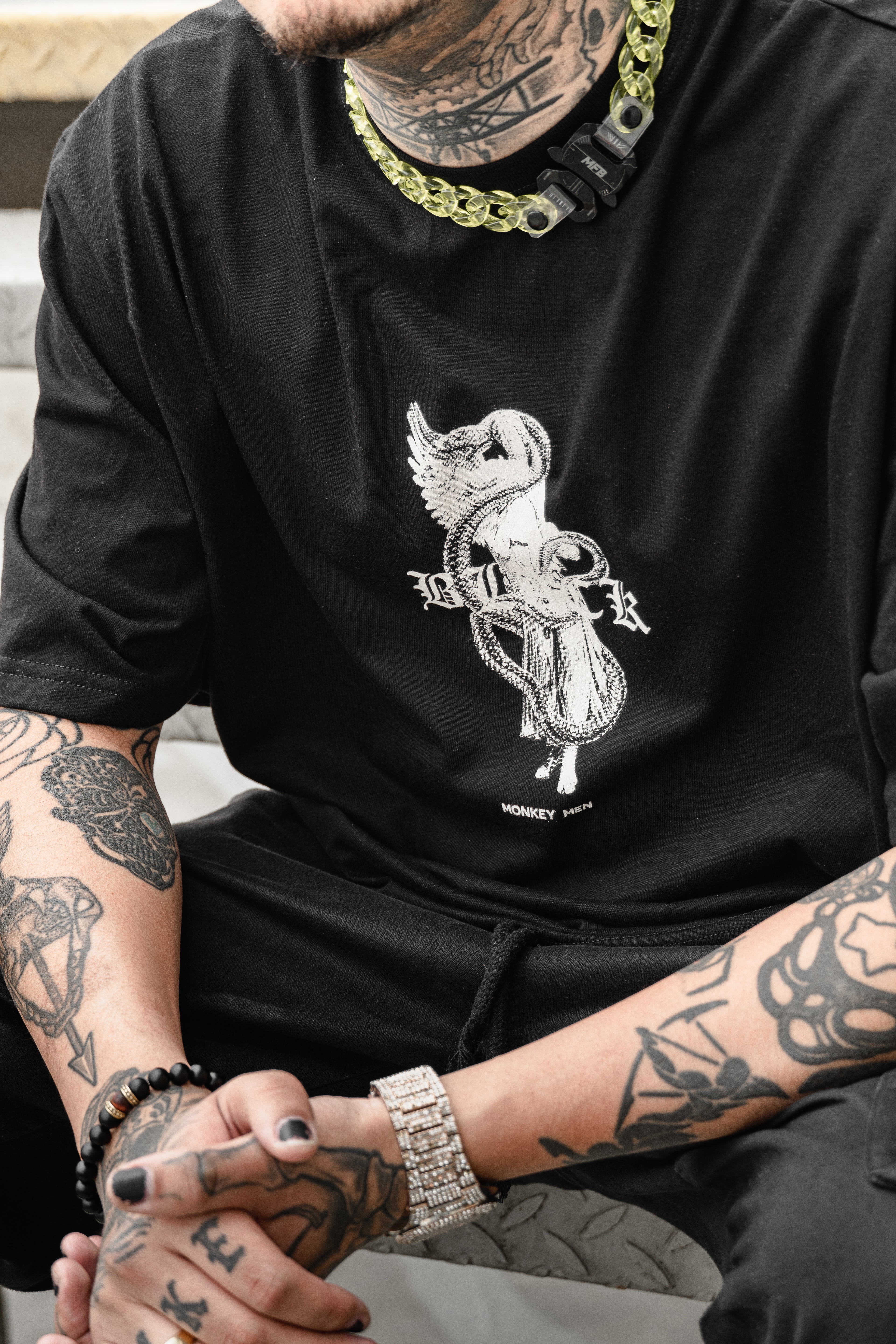 CAMISETA BLACK